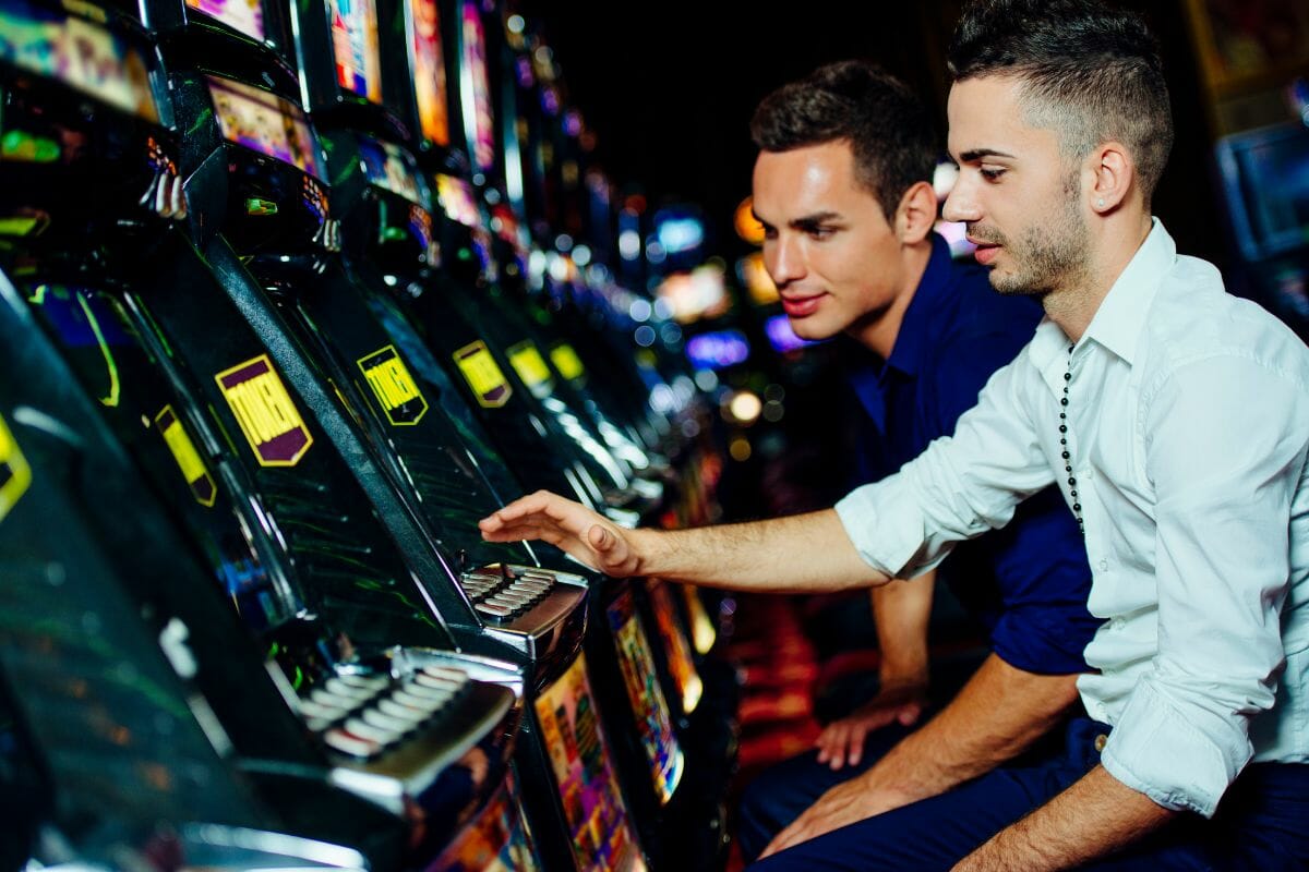How Are Slot Machines Programmed? (1)