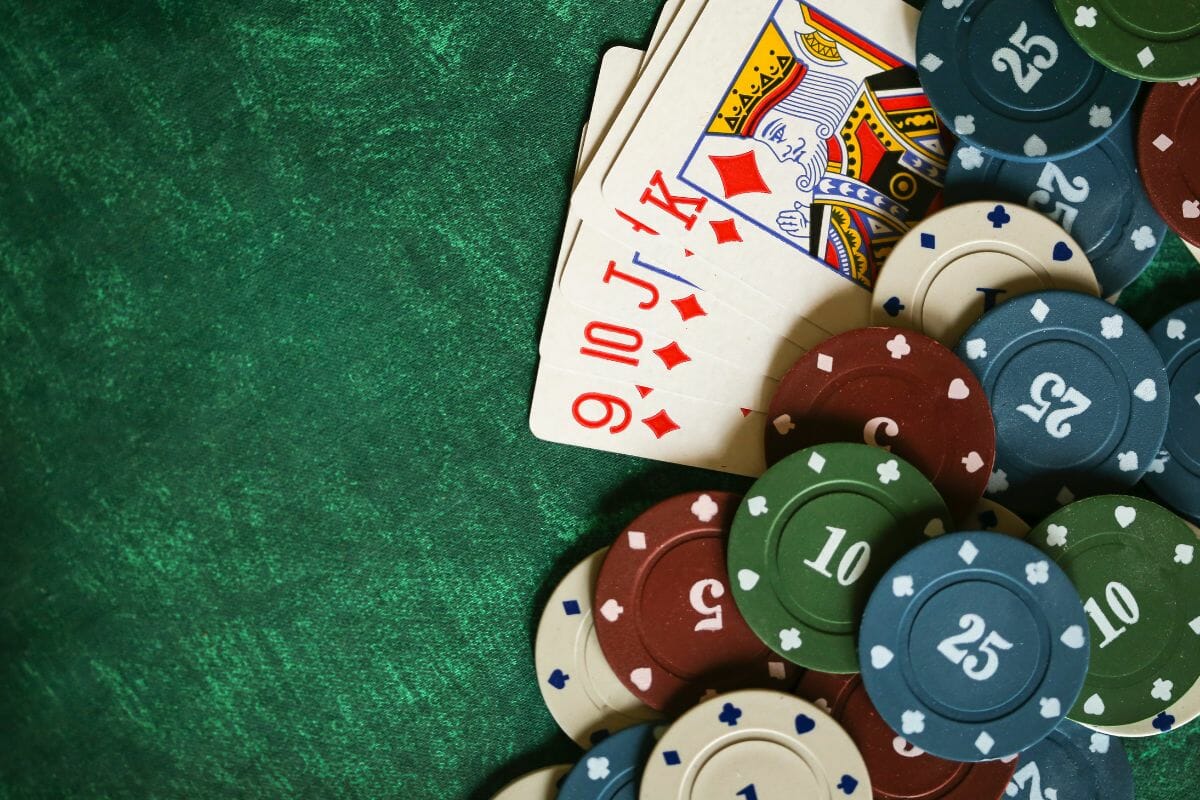 How Do You Play A Video Poker Game?