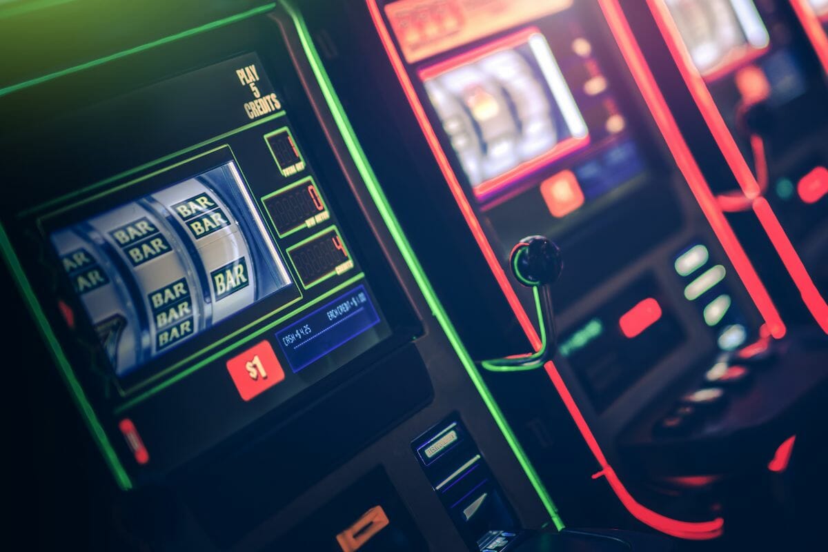 What Was The First Slot Machine In Las Vegas?